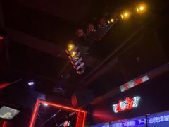 -温莎KTV(珠江路店)