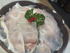 -尚尚仙·酸汤猪手·猪肚鸡火锅(华联万柳购物中心店)