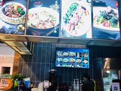-POKEE VIA&Brunch·维娅(重庆来福士店)