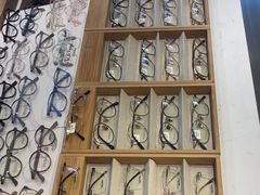 -瑞司视光眼镜·蔡司战略合作眼镜店(新街口店)
