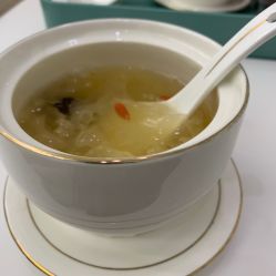-赢韵美甲美睫瑞士净斑中心