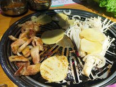 -老炉家木炭烤肉(长江国际店)