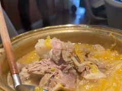 -关东小磨东北菜(上海长风大悦城店)