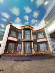 -成都星期8小镇(江宁南路店)