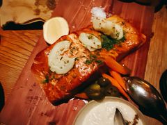 松烤三文鱼-THE CANNERY&JUJU 新鲜海鲜·牛排美食酒廊