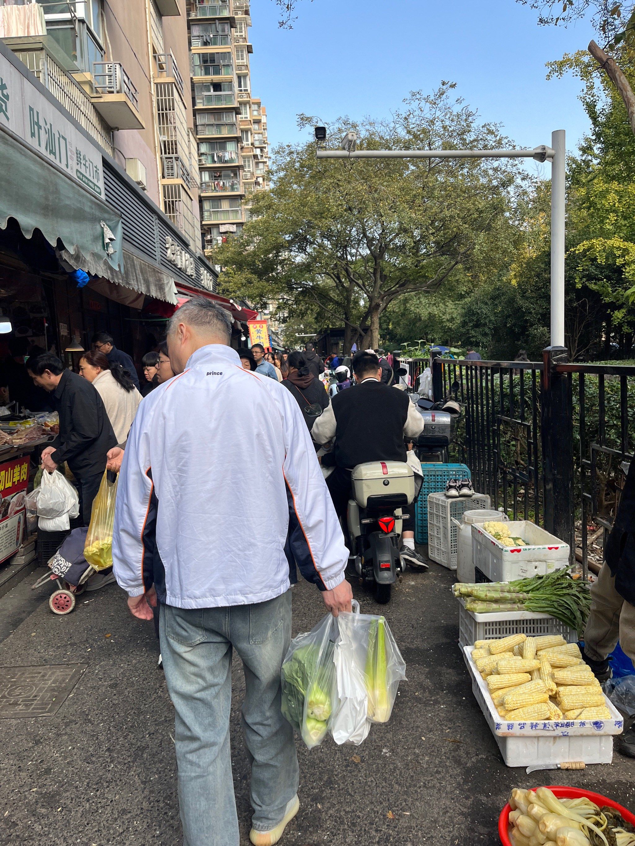 杭州这条街的早市真的有点东西