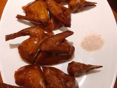 红烧乳鸽-杭州JW万豪酒店-万豪中餐厅
