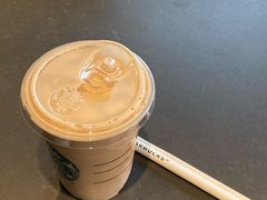 红茶拿铁-星巴克(迪士尼小镇店)