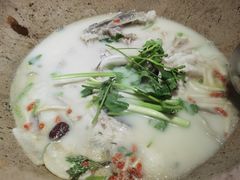 -鲜呦蒸汽石锅鱼(北辰路店)