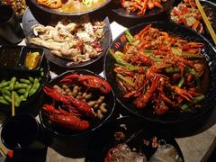 -沪小胖小龙虾(淮海中路旗舰店)