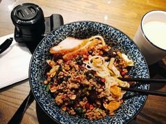 -粉家柳州螺蛳粉(杨宅路店)