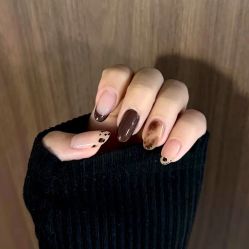 -WH日式美甲沙龙