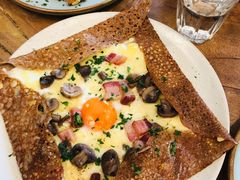 鸡蛋蘑菇熏肉荞麦可丽饼-RAC BAR(安福路店)