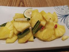 青柠檬拌菠萝-云海肴·汽锅鸡·云南菜(广安门天虹店)