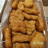 肯德基配尊宝披萨混搭相当舒适