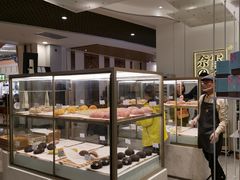 面包甜点陈列柜-奈雪的茶(市百一店)
