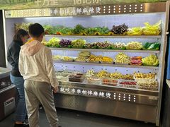 -万记麻辣烫国展总店