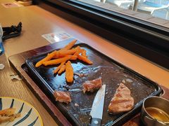 -必胜客(上海华谊新所店)