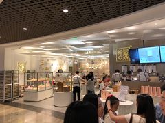 -奈雪的茶(市百一店)