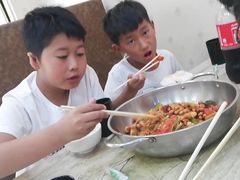 -明月麻辣香锅(昌黎县东大市场店)