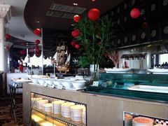 自助取餐区-荣誉国际酒店-云顶旋转餐厅