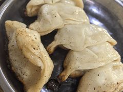 -黄阿姨锅贴大王(万航渡路店)