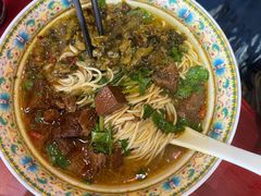 -金杨拉面王小吃面馆·牛三宝面·红烧牛肉粉
