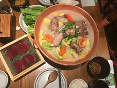 -云海肴·汽锅鸡·云南菜(天山百盛优客店)