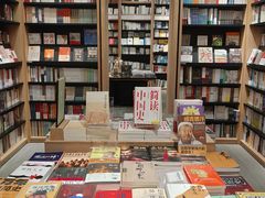 -覔书店(壹方城店)