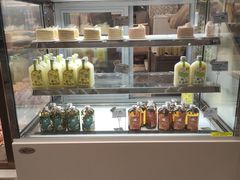 面包甜点陈列柜-奈雪的茶(天河城店)