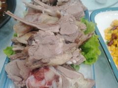 -三江源美食城