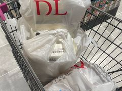 -胖东来生活广场(健康路店)