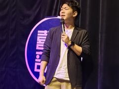 -喜剧部落脱口秀(三里屯工体店)