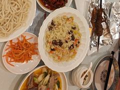 -汗腾格里·风味餐厅(新疆驻京办店)