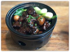 鹌鹑蛋红烧肉-旅马餐厅(茅家埠店)