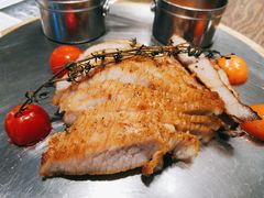 炭烧猪颈肉-小大董·烤鸭(西客站店)