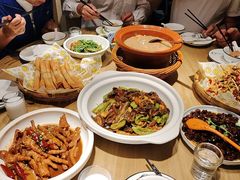 -董厨煨汤馆(车站路店)