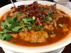 水煮牛肉-红馆