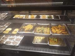 自助取餐区-七里西关中式简餐(苏州中心店)