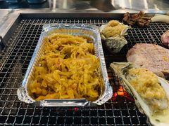 酸菜-马路牙子烧烤音乐酒馆(望京店)