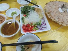 -官塘陈记鱼生·潮汕砂锅粥·牛肉火锅(潮枫路总店)