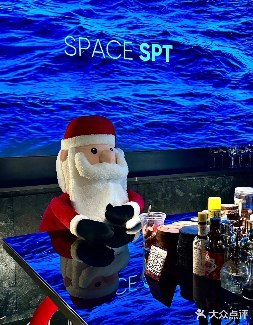 圣诞必去 | 武汉咸安坊 spt 餐酒馆🎄