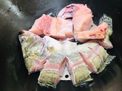 -老刘生态大鱼坊铁锅炖鱼(赛马场店)