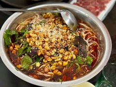 -周良天山牛杂城(天山路总店)
