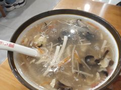 酸辣汤-小姜锅贴(凤凰街店)