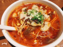 -渝是乎酸菜鱼(龙旗购物中心店)