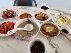 -爱的果实月嫂育婴师(世纪东方店)