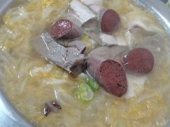 东北杀猪菜-东北菜冰城一家人