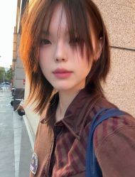 -摩卡造型·烫染·接发
