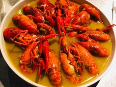 -龙巢盱眙龙虾·牛蛙·烧烤宵夜(八卦岭店)